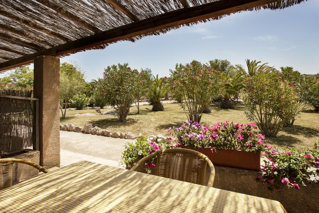בית הארחה מנקור 	Agroturismo Can Patro מראה חיצוני תמונה